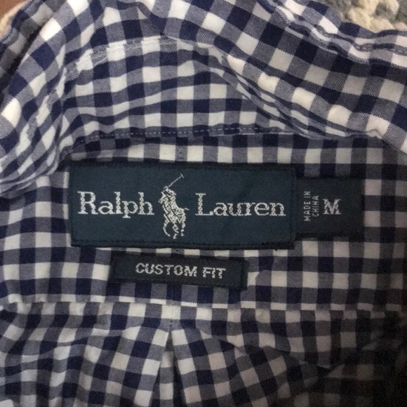 Button down - Picture 2 of 2